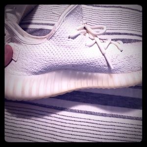 Adidas Yeezy Cream White